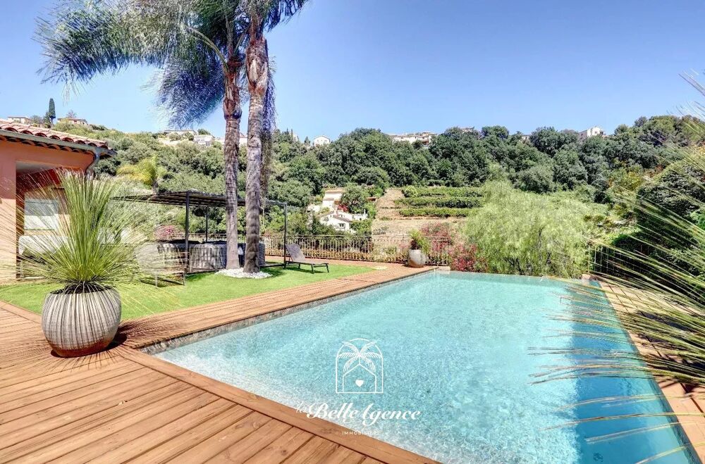 Cagnes-Sur-Mer Villa Individuelle 4P 150m² - Piscine 'Eve'