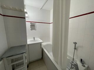  Appartement à louer 2 pièces 44 m²