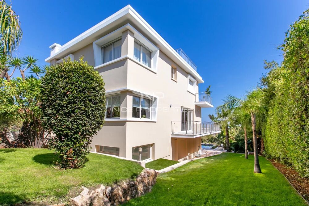 Vente Villa Cap d'Antibes, splendide villa moderne rénovée avec piscine et s Antibes
