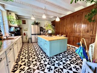  Maison � vendre 8 pi�ces 220 m�