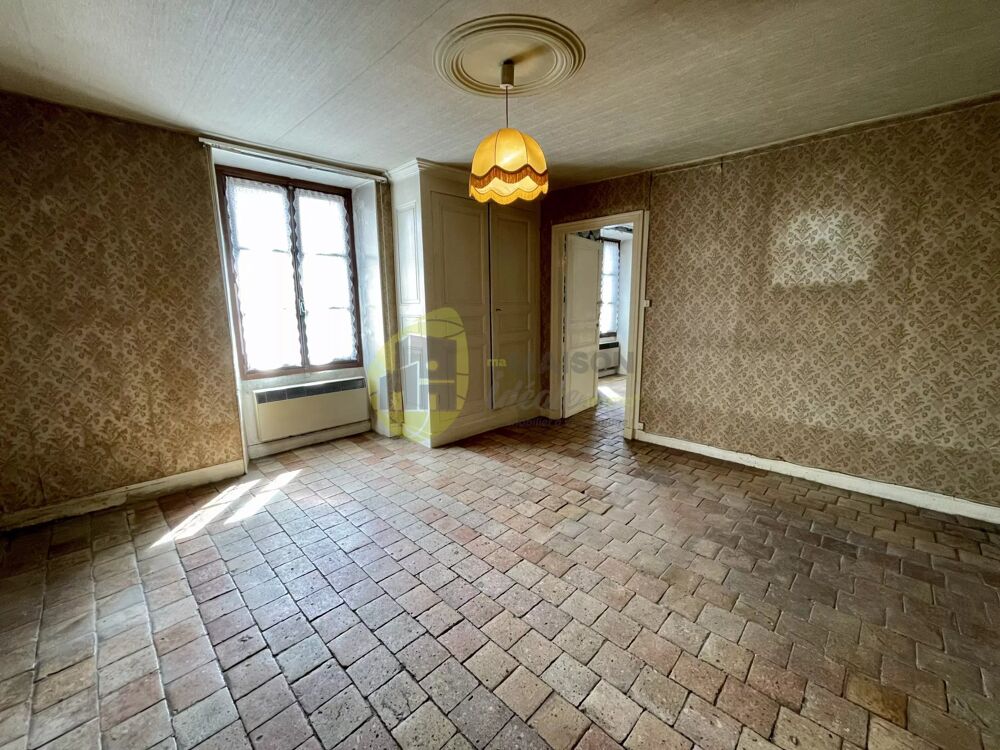 Maison pleine de potentiel