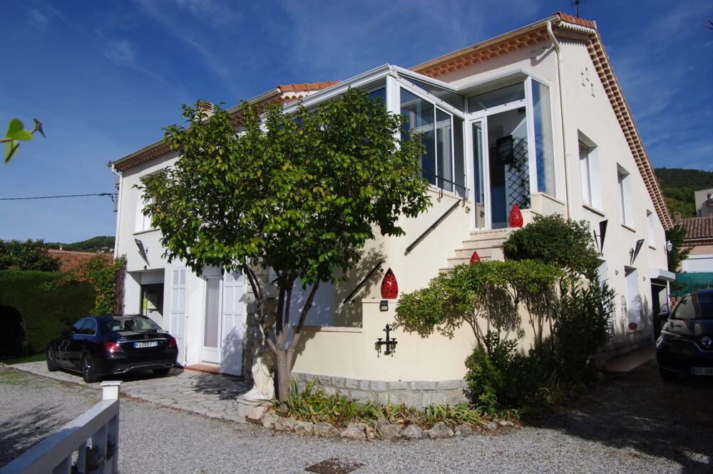 Vente Maison DRAGUIGNAN – MAISON RENOVEE 182 M2  PISCINE /2 APPARTEMENTS GARA Draguignan