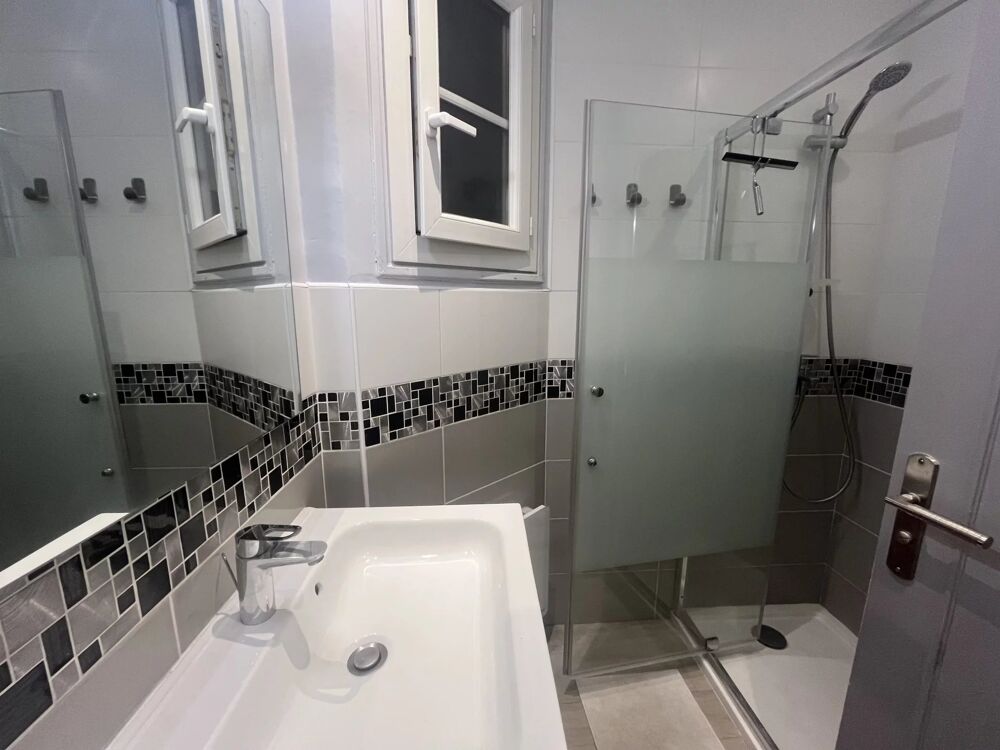 Location Appartement CHAMBRE MEUBLÉE AVEC BALCON ET KITCHENETTE PRIVATIVE – 600 euros Nice