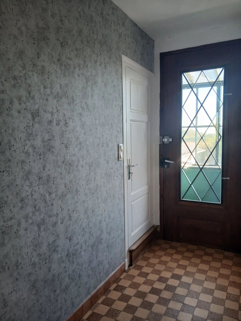 A Cercy La tour Maison sur sous sol complet