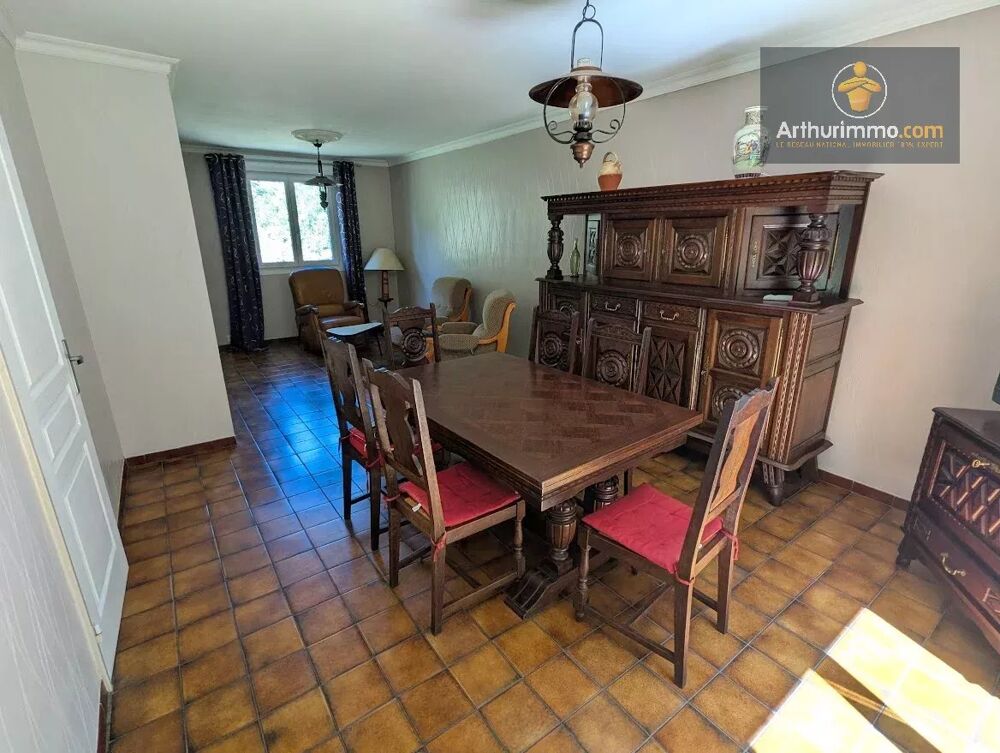 Vente Maison JOSSELIN, COMMERCES A PIED, MAISON 3 CHAMBRES AVEC VIE DE PLAIN Josselin