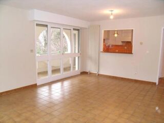  Appartement à louer 3 pièces 70 m²