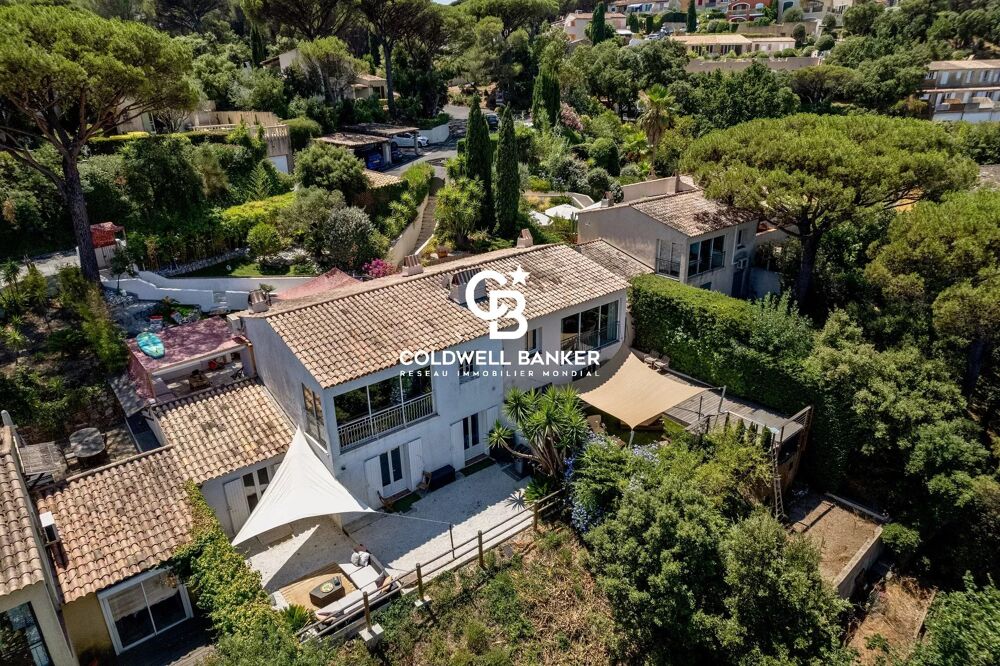 Maison de charme en domaine privé  piscine, tennis et nature