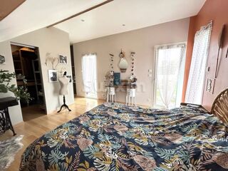  Maison  vendre 8 pices 234 m