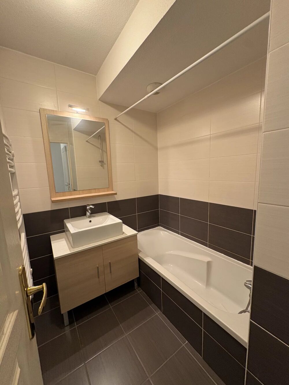 Vente Appartement RARE à Sassenage – T2 en rez-de-jardin avec terrasse et extérieu Sassenage