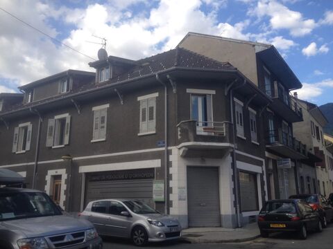   F3 1er étage - SALLANCHES (Centre ville/Prox Eglise-Quais) Appartement - 3 pièce(s) - 60 m²