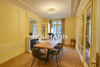  Appartement  vendre 7 pices 320 m