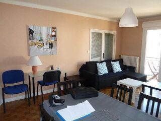  Appartement à louer 3 pièces 65 m²