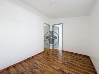  Appartement à louer 2 pièces 45 m²