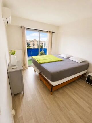  Appartement à louer 2 pièces 38 m²