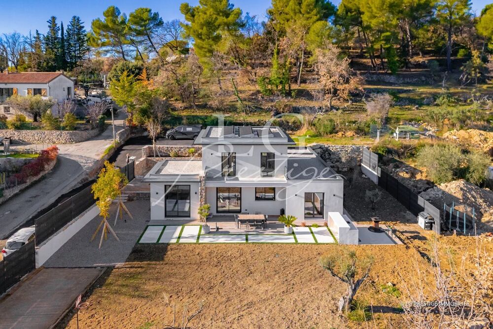 � vendre  Villa Tourrettes (83440)