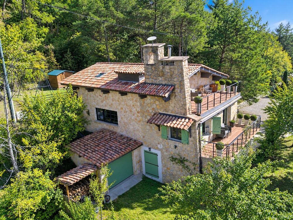 Vente Maison Maison de charme entièrement rénové, dominant la plaine des Baux Séranon