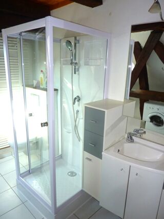  Appartement à louer 3 pièces 46 m²