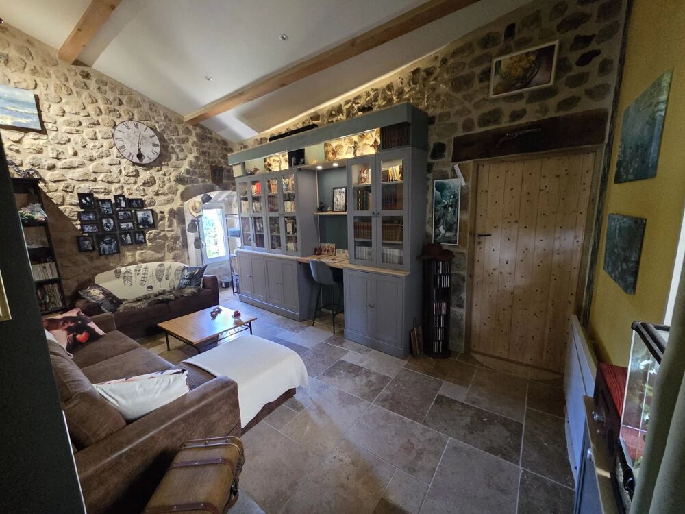 Vente Maison Maison avec dépendances en pierre Belsentes