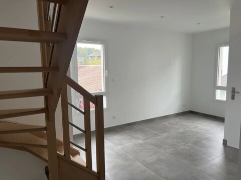   SAINT ROMANS Maison - 7 pièce(s) - 154 m²
