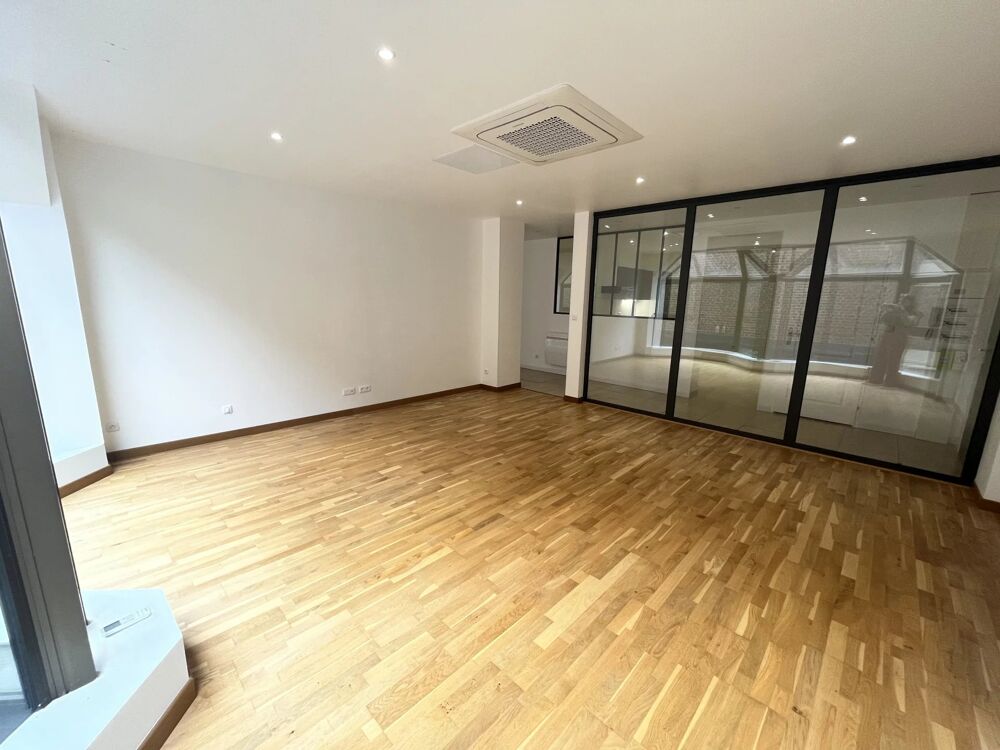 Location Appartement APPARTEMENT T3 -  HYPER CENTRE SAINT QUENTIN Saint-quentin