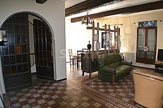  Maison  vendre 9 pices 239 m