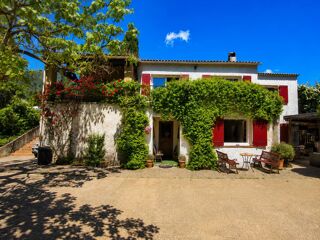  Maison à vendre 10 pièces 276 m²