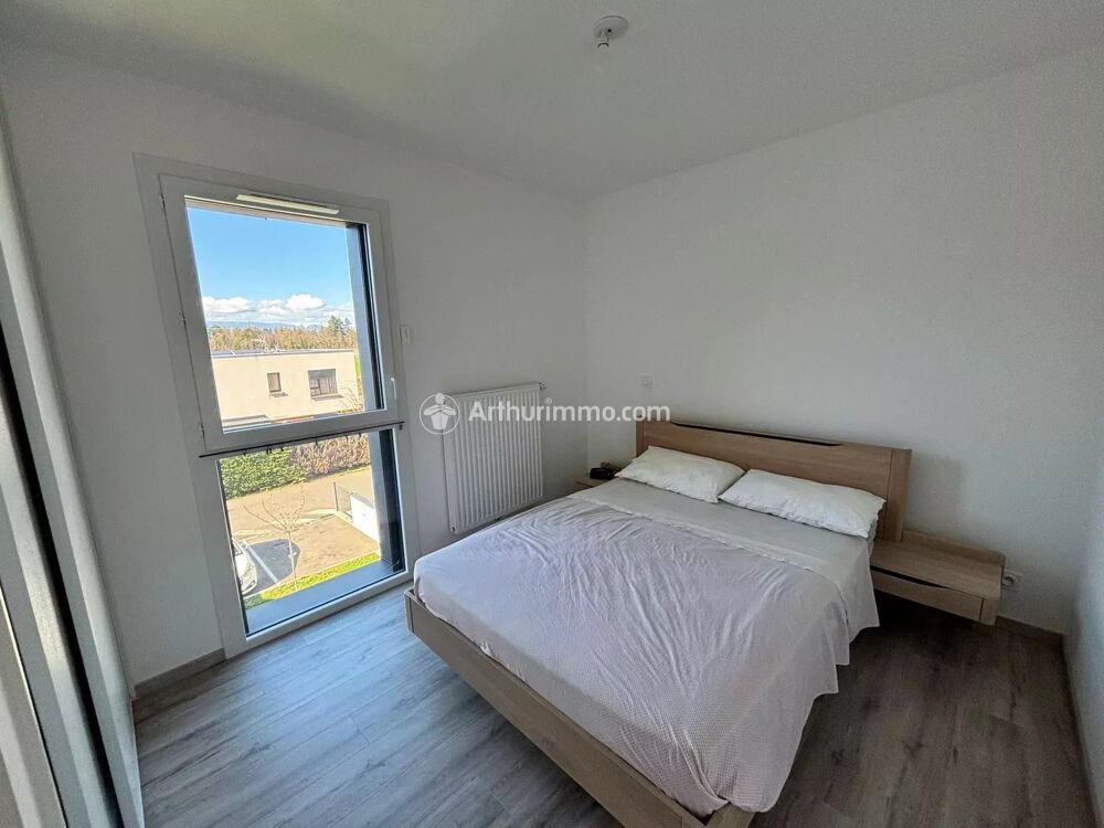 Magnifique attique 56m2 + terrasse + parking + garage  Saint-Di