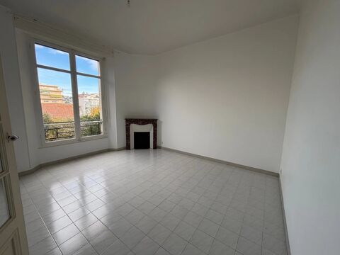  Appartement  louer 4 pices 88 m