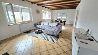  Appartement à louer 3 pièces 105 m²