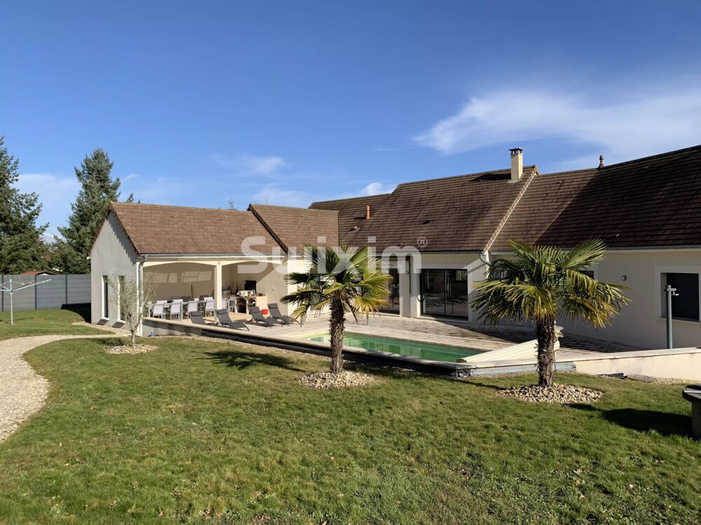 CHARMANTE VILLA AU CALME AVEC PISCINE