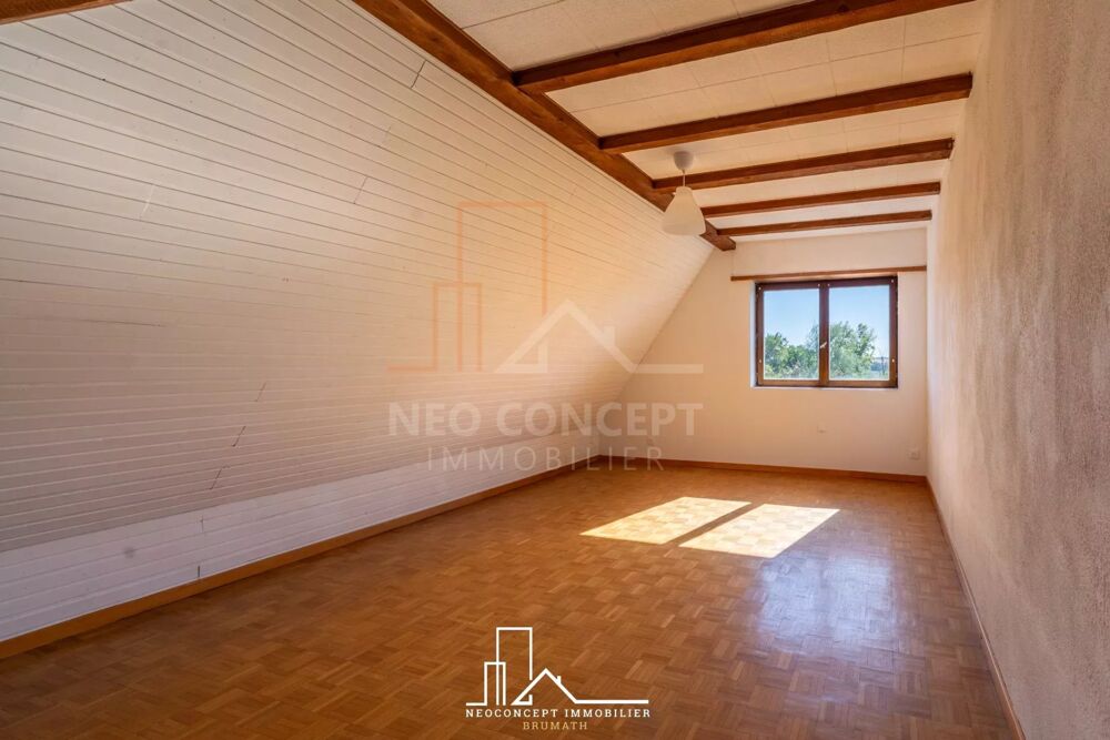 Mommenheim  Appartement 3 pièces au dernier étage  81 m² au so
