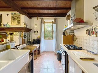  Maison  vendre 9 pices 240 m