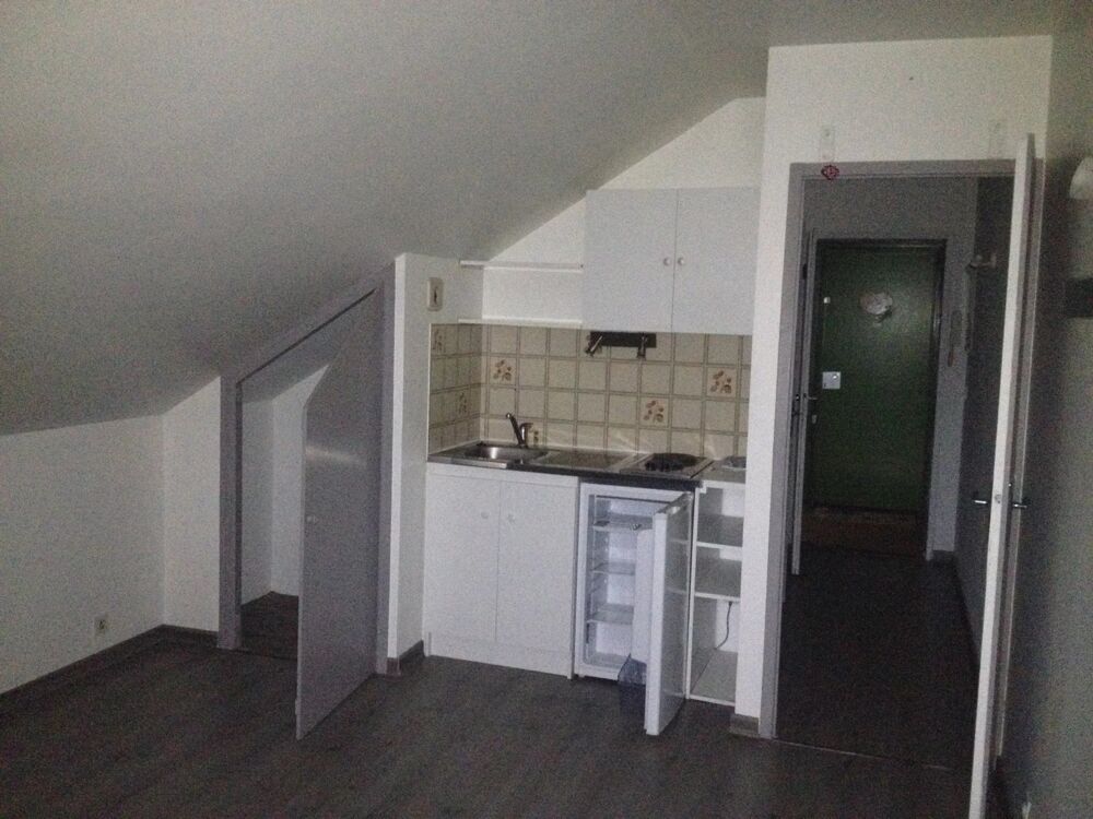 Location Appartement Studio mansardé 4ème/Ascenseur - SALLANCHES (Ducs de Savoie) Sallanches