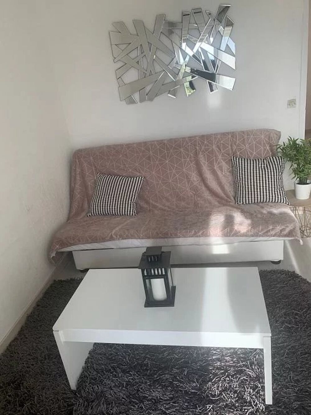 Studio de 28m² avec terrasse et parking