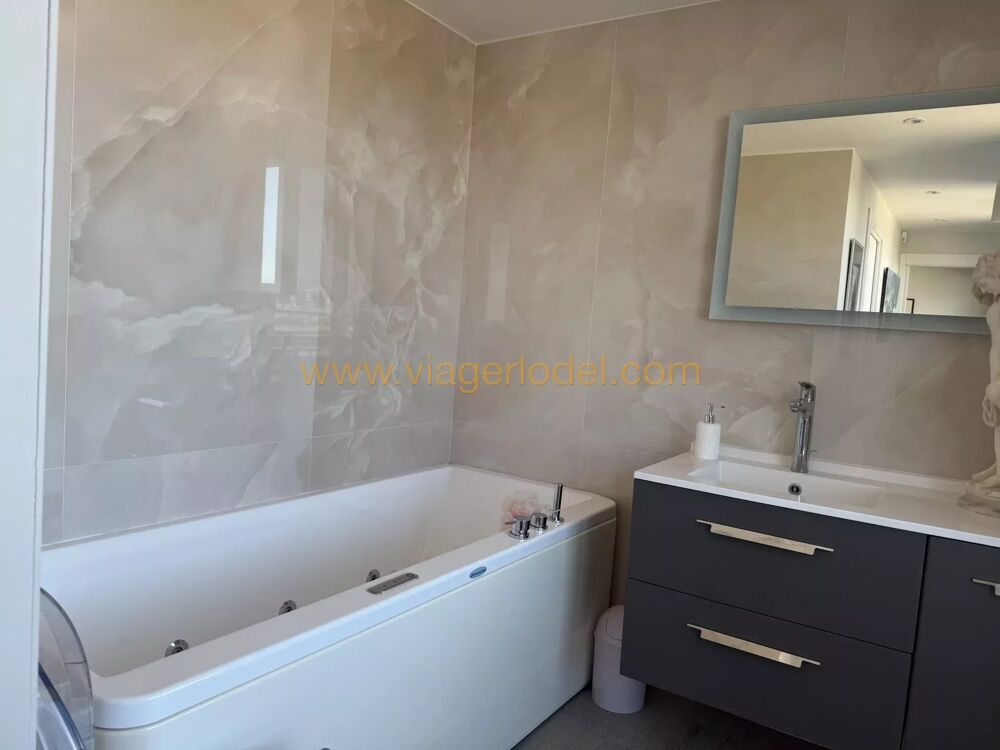 � vendre  Appartement Antibes (06600)