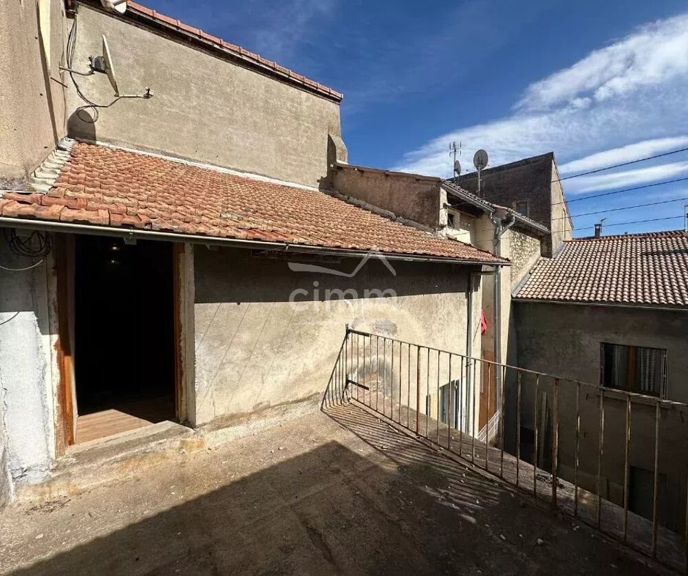 Maison de village T6 avec cour et terrasse