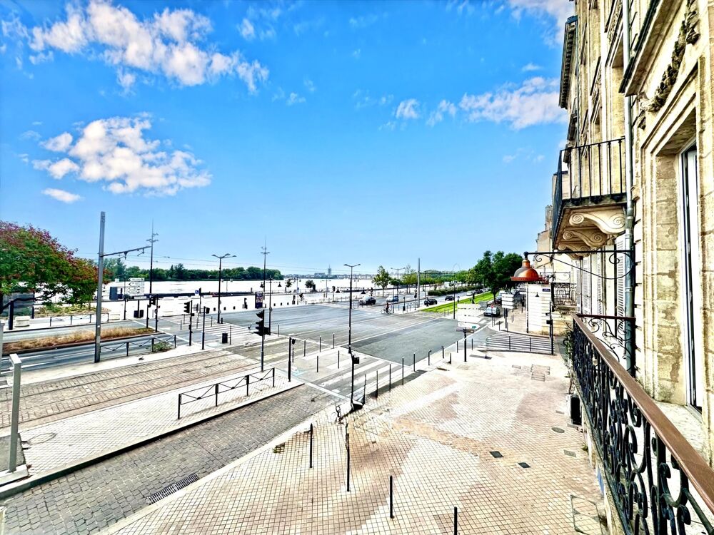 à vendre  Appartement Bordeaux (33300)