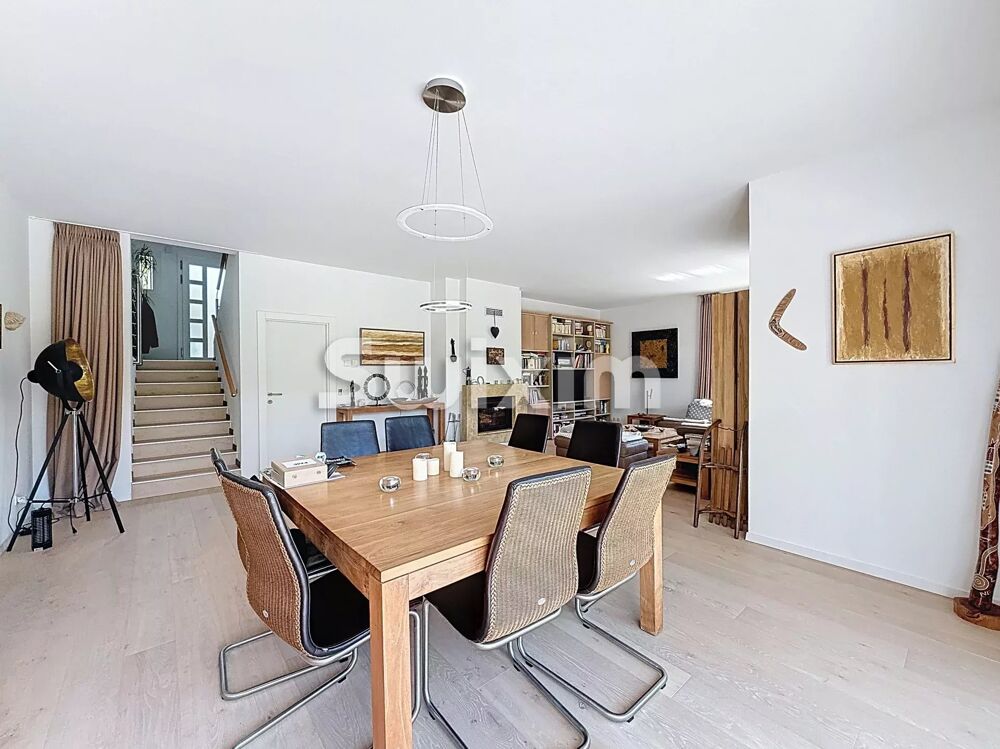  vendre  Maison Divonne-les-Bains (01220)