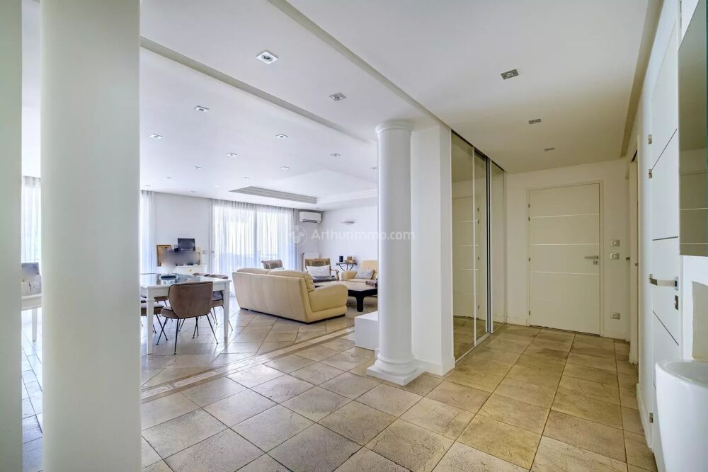 Très beau T6 familial de 136 m²  Villeurbanne Gratte-Ciel
