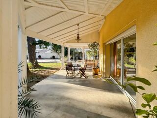  Maison  vendre 8 pices 243 m