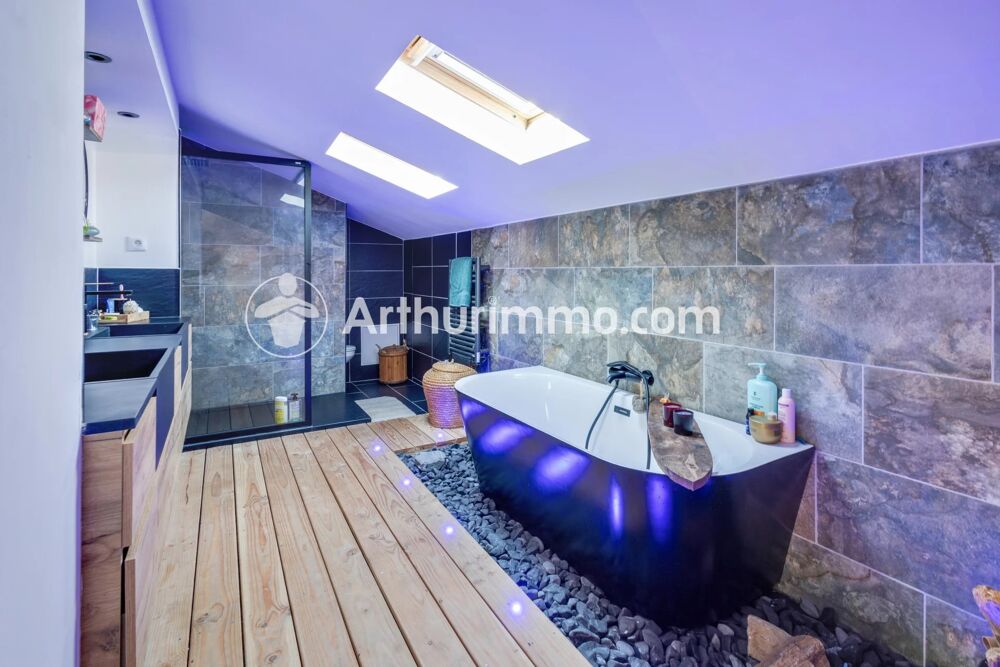 � vendre  Maison Le Cannet-des-Maures (83340)