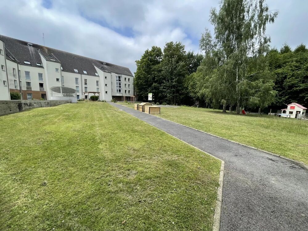 Location Appartement grand studio de 35m2 en résidence à Longuenesse  avec ascenseur Longuenesse