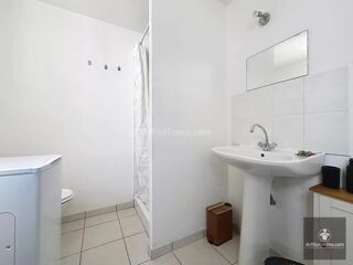  Appartement à louer 2 pièces 32 m²