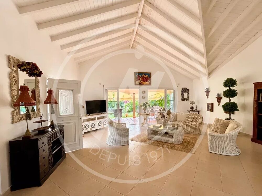 À VENDRE : MAISON T4 DE PLAIN-PIED À PETIT-BOURG (VERNOU)  550