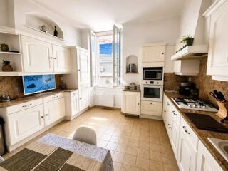  Immeuble à vendre 11 pièces 243 m²
