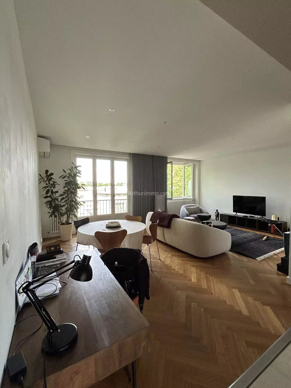 A LOUER MAGNIFIQUE APPARTEMENT T3-92m²-LYON 6