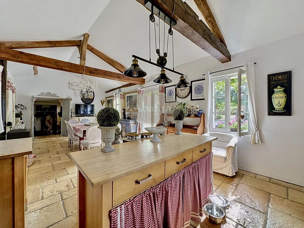 Vente Maison Charmante Demeure, piscine, jardin Lagarde-hachan
