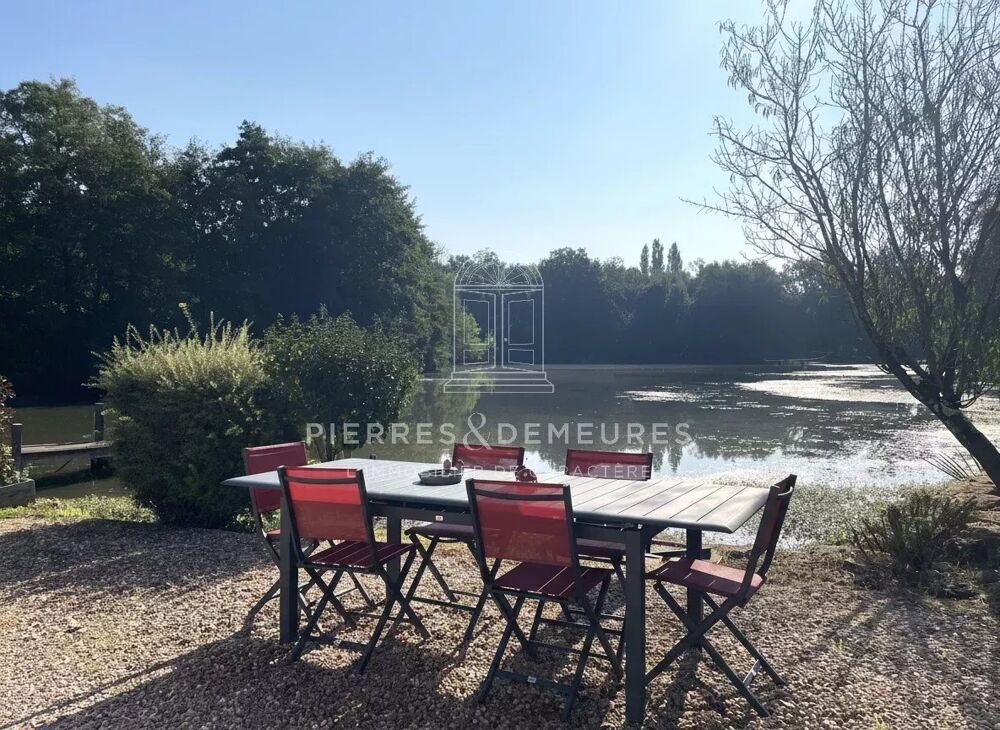 Vente Maison ÉTANG PRIVÉ D'ENVIRON UN HECTARE AVEC MAISON EN PAN DE BOIS Saint-bonnet-tronçais