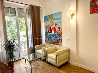  Hôtel Particulier à vendre 6 pièces 122 m² Nice