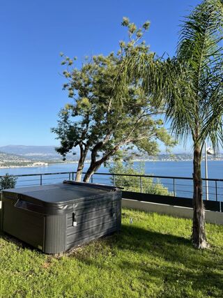  Appartement � vendre 4 pi�ces 127 m�